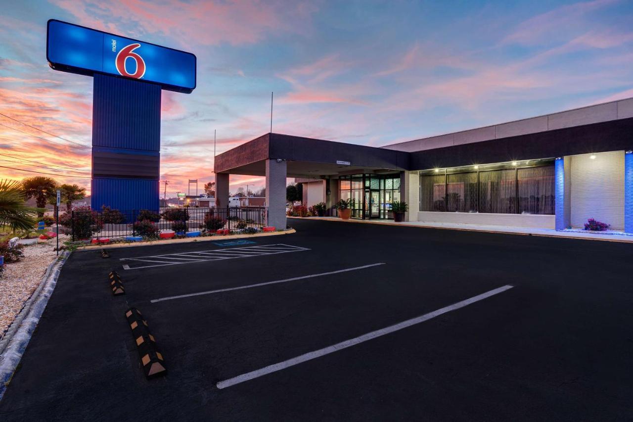 Motel 6 ברלינגטון מראה חיצוני תמונה
