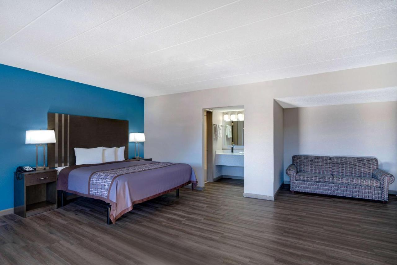 Motel 6 ברלינגטון מראה חיצוני תמונה