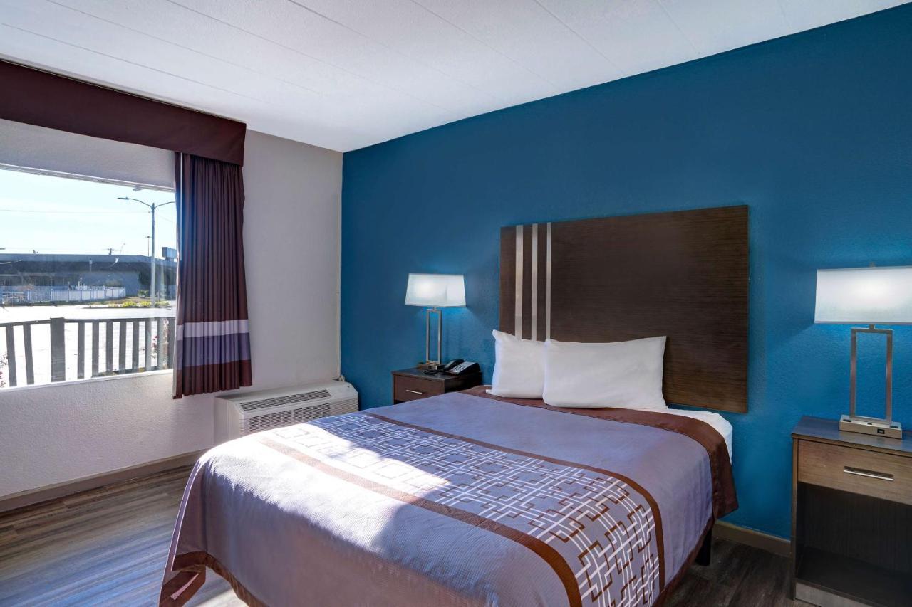 Motel 6 ברלינגטון מראה חיצוני תמונה