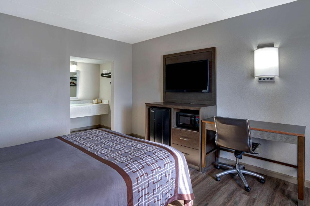 Motel 6 ברלינגטון מראה חיצוני תמונה