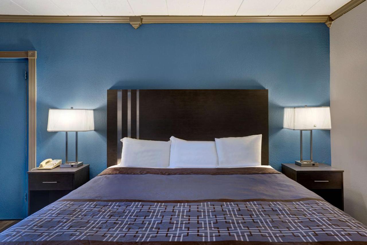 Motel 6 ברלינגטון מראה חיצוני תמונה