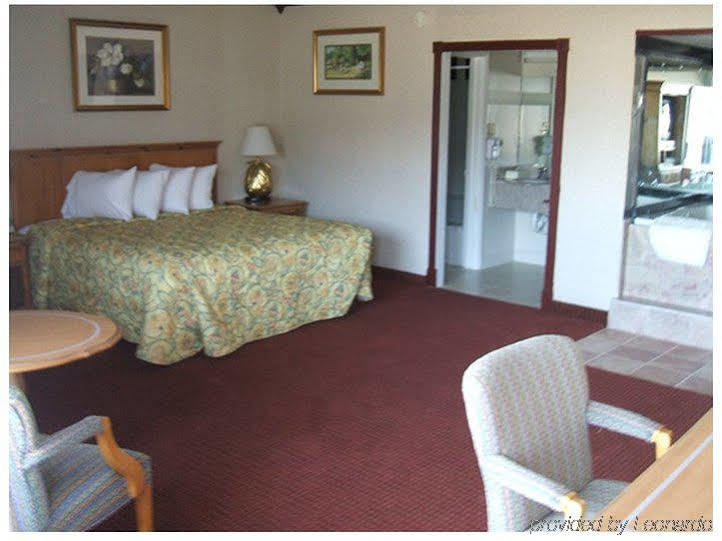 Motel 6 ברלינגטון מראה חיצוני תמונה