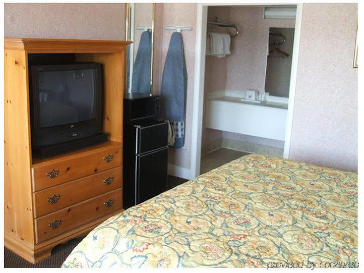 Motel 6 ברלינגטון מראה חיצוני תמונה