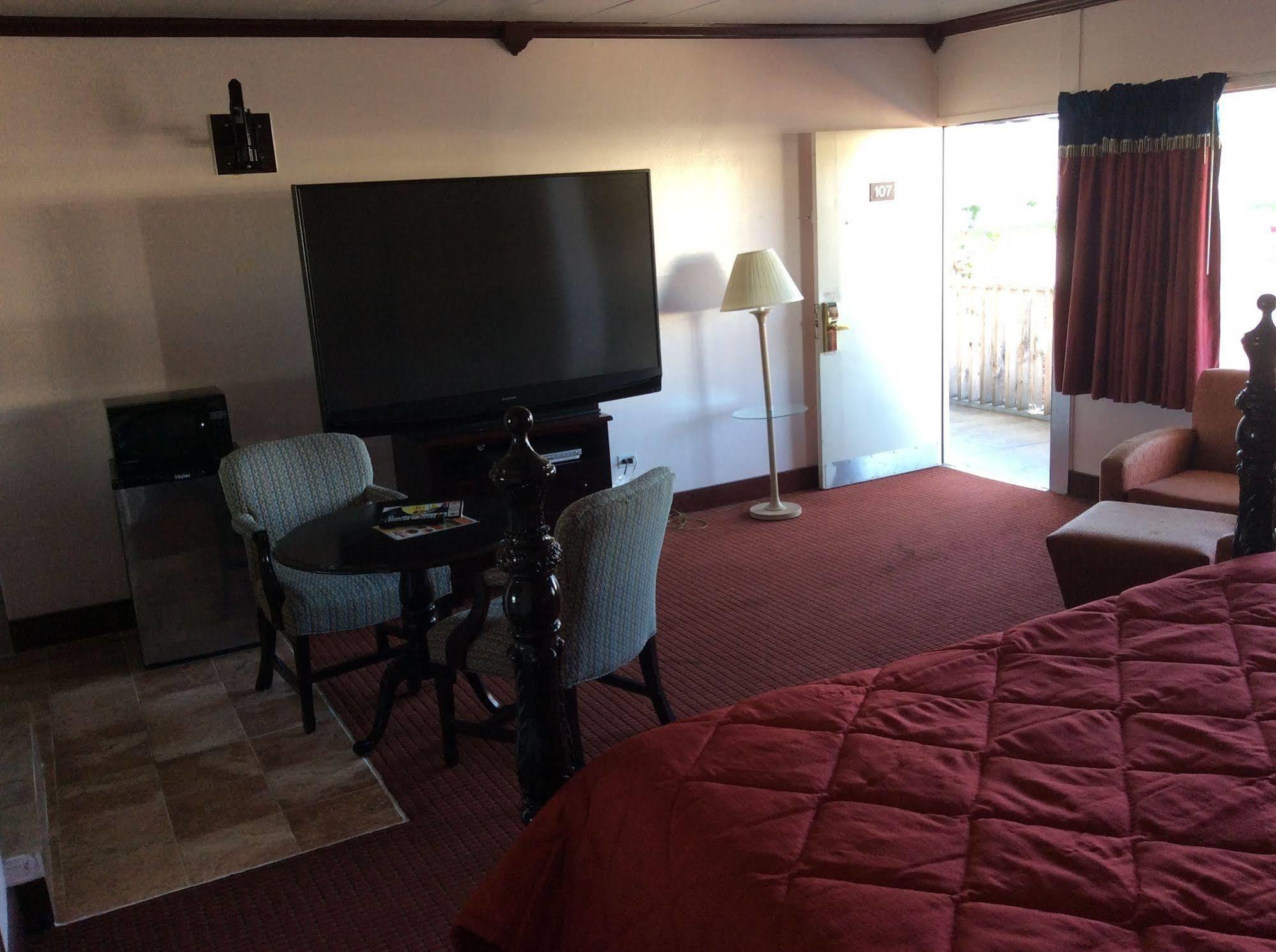 Motel 6 ברלינגטון מראה חיצוני תמונה
