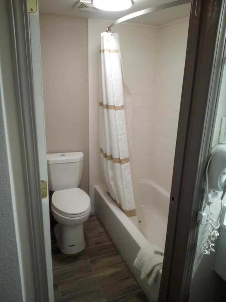 Motel 6 ברלינגטון מראה חיצוני תמונה
