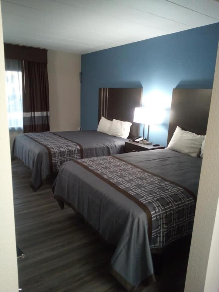 Motel 6 ברלינגטון מראה חיצוני תמונה